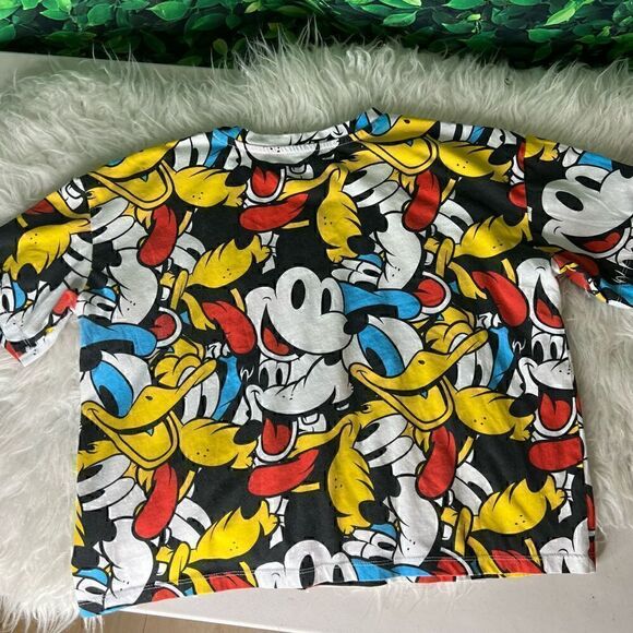 Disney Mickey Goofy Donald Characters ahort sleeve top size L - Picture 7 of 8